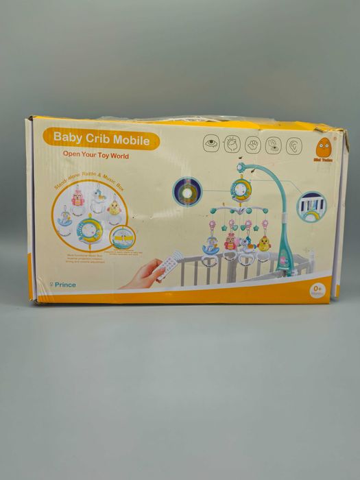 Бебешка музикална въртележка за кошара с прожектор,светлини и дистанц.