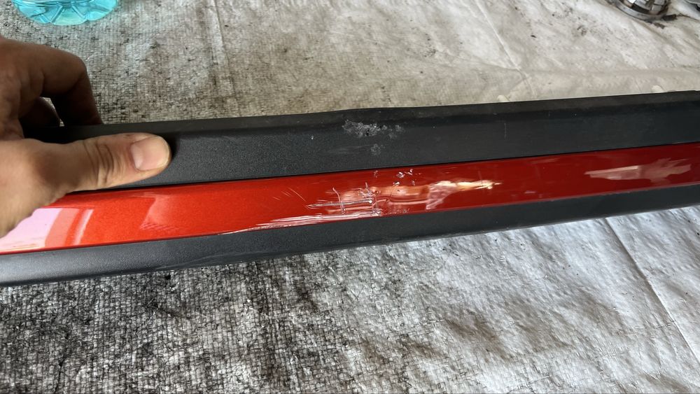 Nissan Juke 2 декоративна лайстна на лява врата