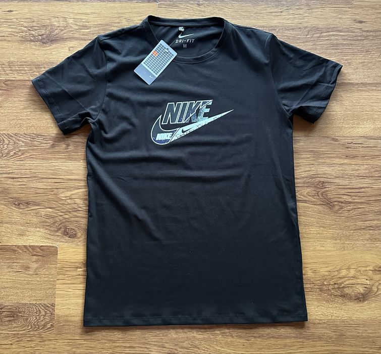 Мъжка,памучна,черна тениска Nike
