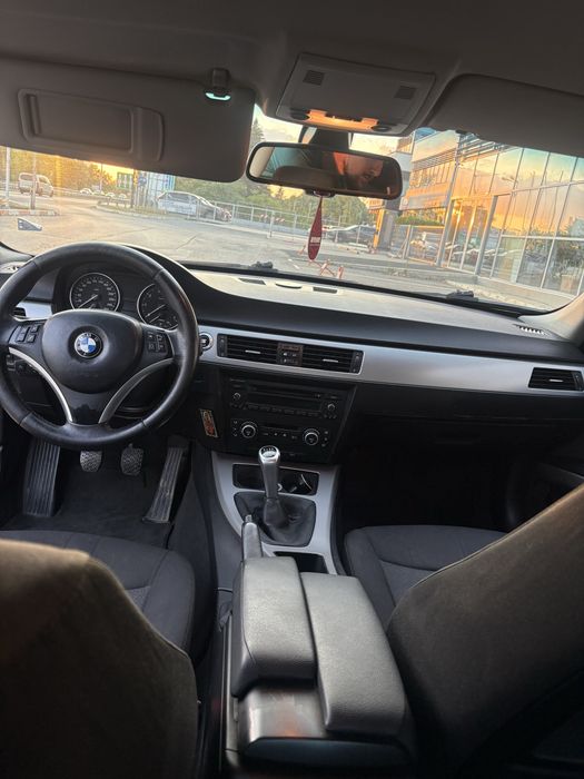 BMW E90 2.0i 143 к.с.
