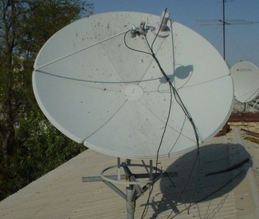 Тюнер STAR TRACK с ПАРАБОЛИЧЕСКАЯ(спутниковое) антена