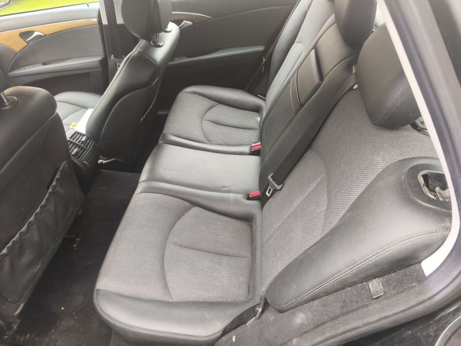 Mercedes E 220  W211  170cp