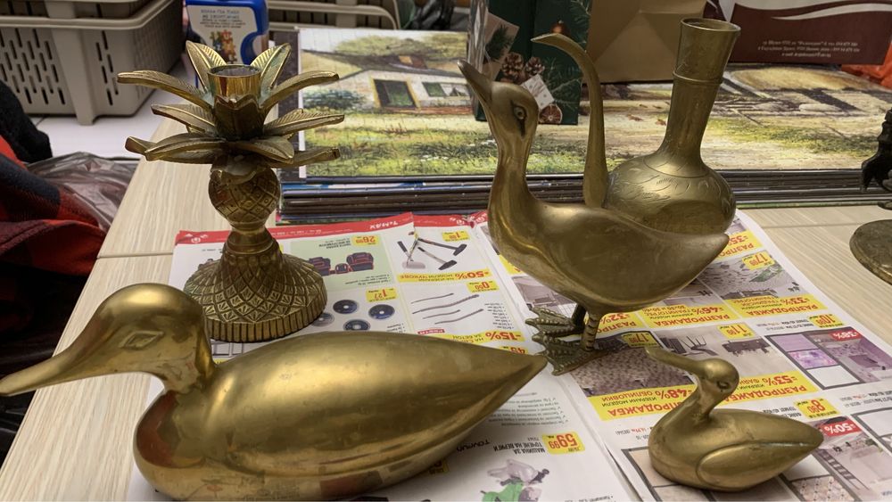 Бронзови фигурки различни