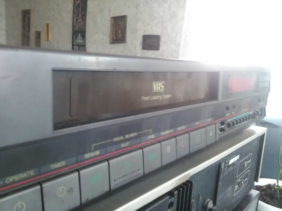 Видео магнетофон марка YOKO VCR HQ1