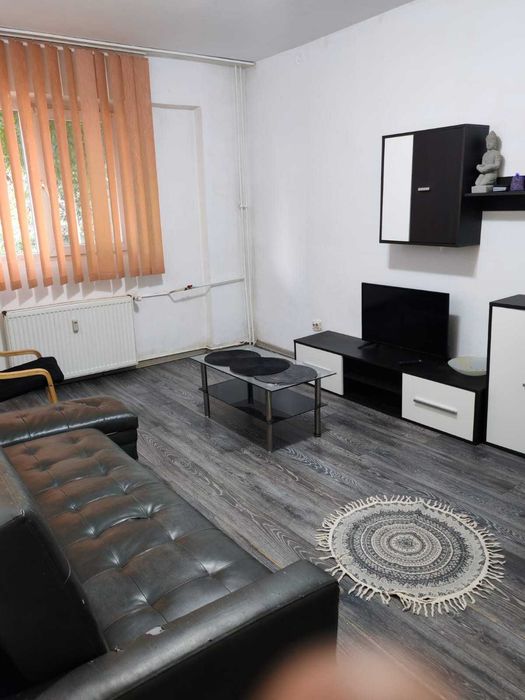 Inchiriez Garsoniera  Decomandata-Ploiesti Republicii Caraiman-LIBERA