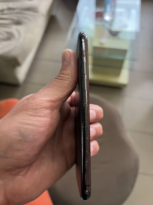 Телефон iPhone 11 pro  тел