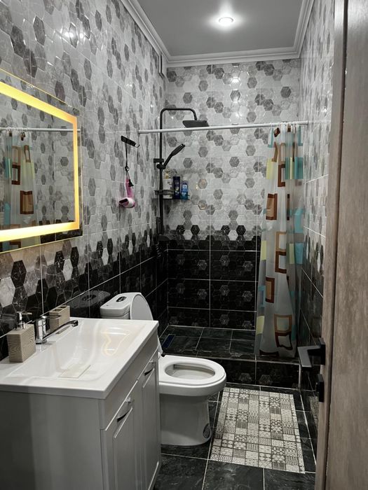 Продаеться дача со всеми удобствами на участке 2 дома везде теплый пол - Widok 5