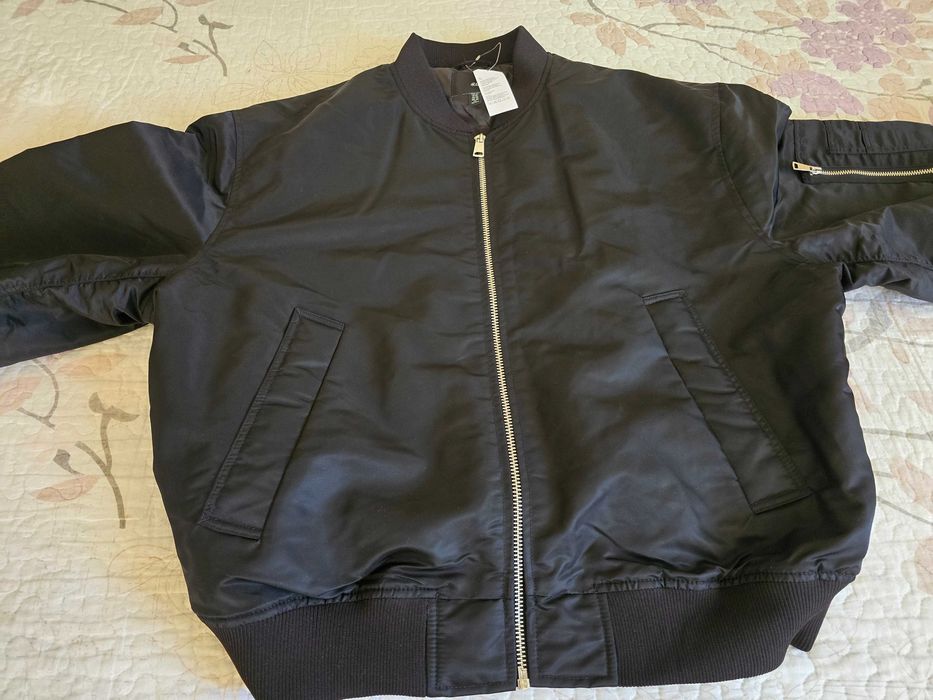 Мъжко ватирано яке-бомбър H & M