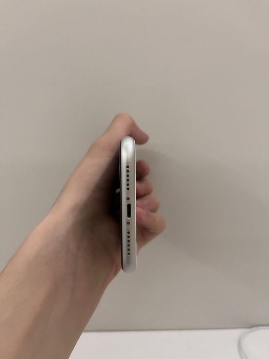 Продам Iphone 11 128gb