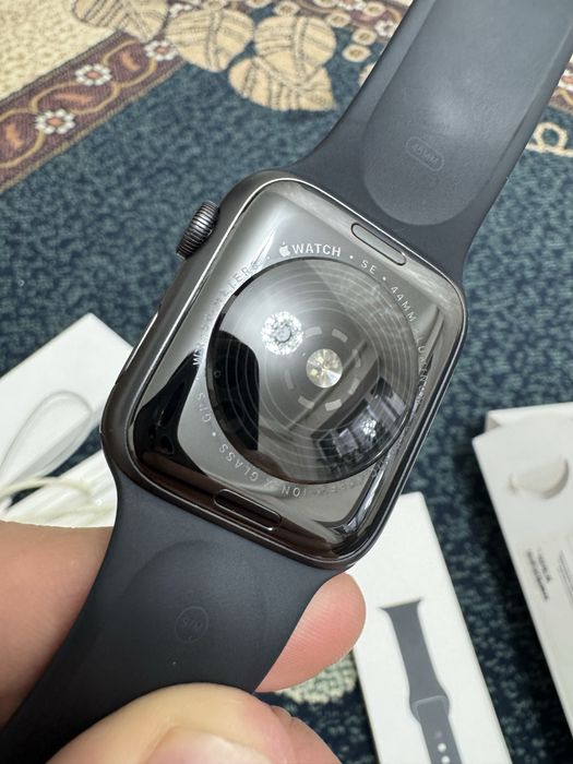 Apple watch SE 44mm Midnight