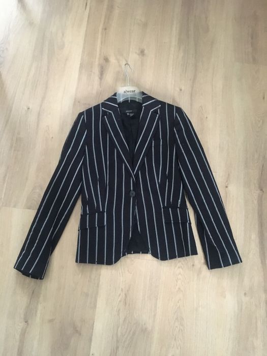 Сако на марката ZARA