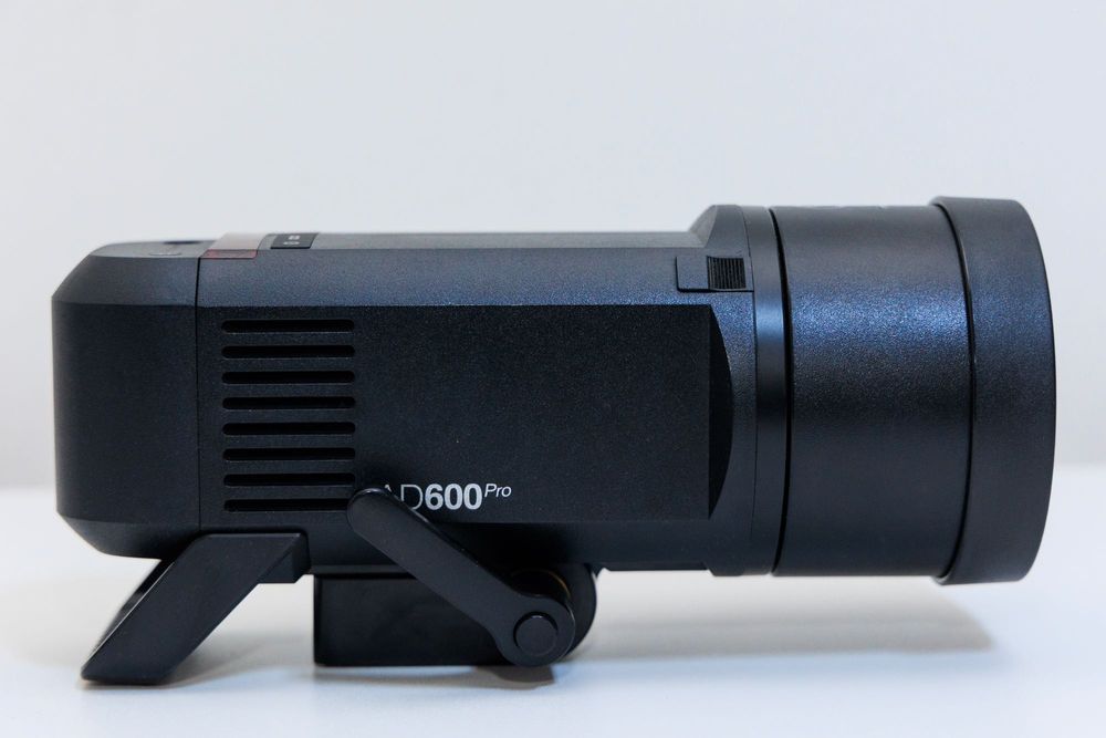GODOX AD600PRO - С остатъчна гаранция
