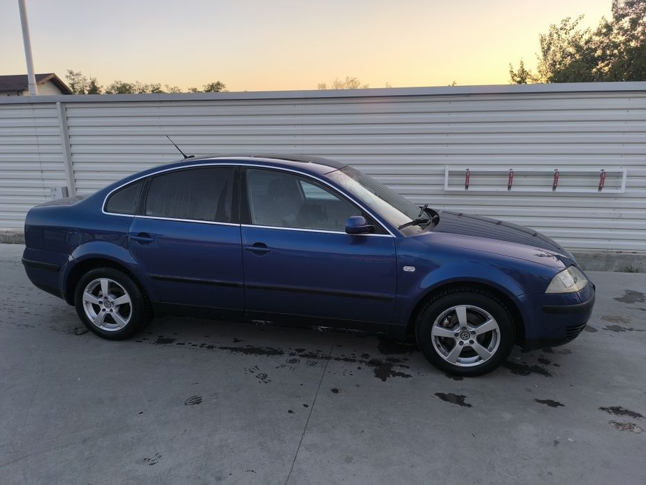 VOLKSWAGEN Passat 2002 — imagine 2