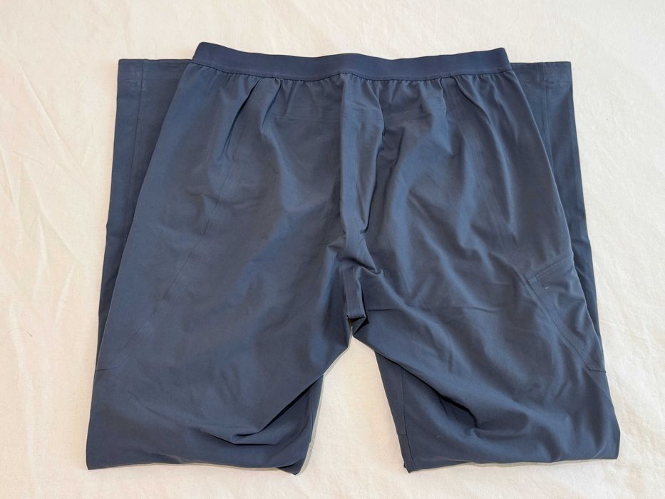 Продавам панталон Patagonia Altvia Light Alpine Pants, размер 36 – много добро състояние