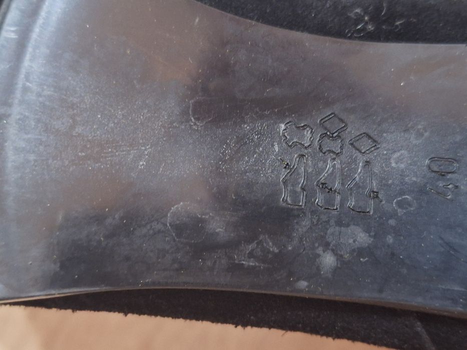 Дамски черни ботуши