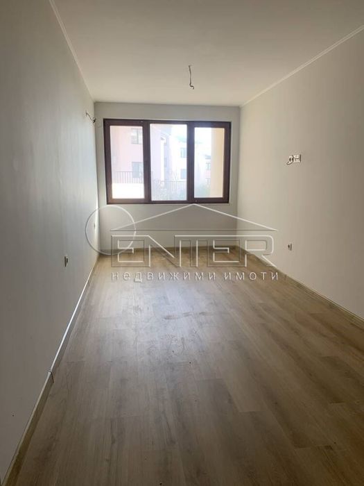 Продава се Двустаен апартамент в Варна, Виница - 69 кв.м за 1754 €/кв.м - Снимка #6