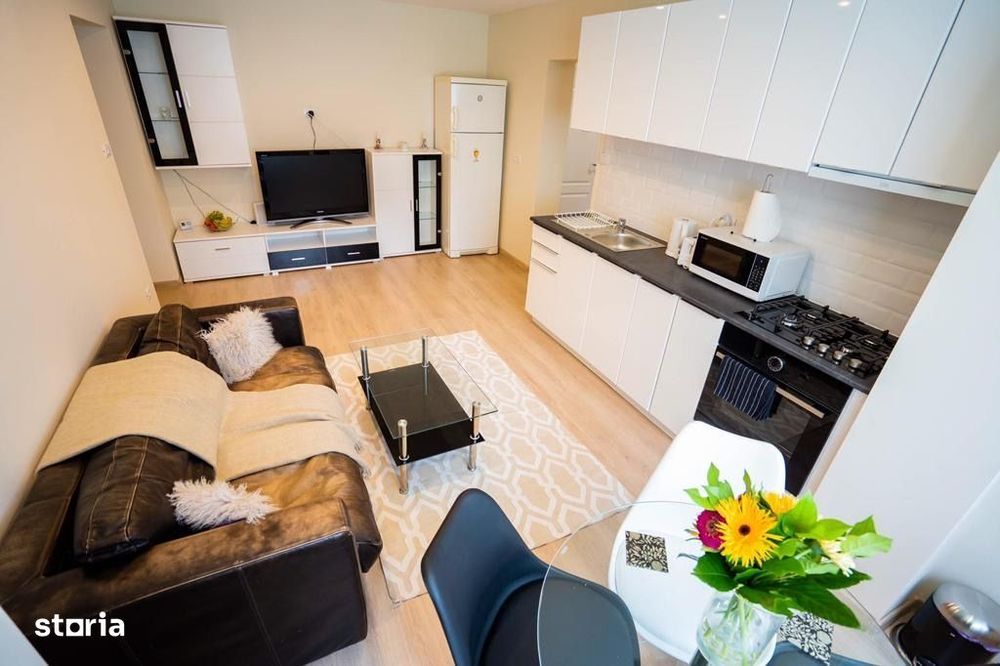 Apartament  cu 3 Camere de Vânzare| Suceava/Ultracentral | 100.000Euro