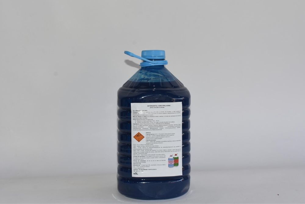 Detergent lichid pentru haine la sticla de 5 litri 13% Activ