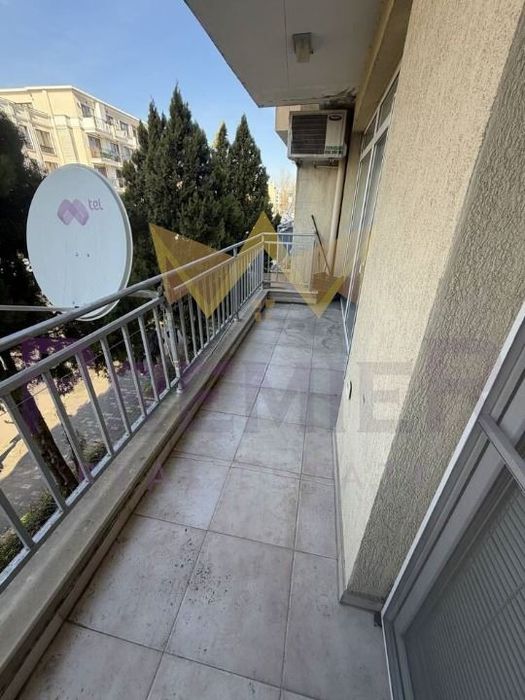 Продава се Двустаен апартамент в к.к. Слънчев бряг - 65 кв.м за 667 €/кв.м - Снимка #7