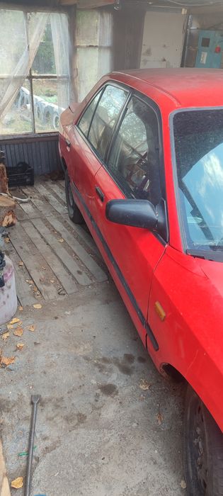 Продам Мазда 323