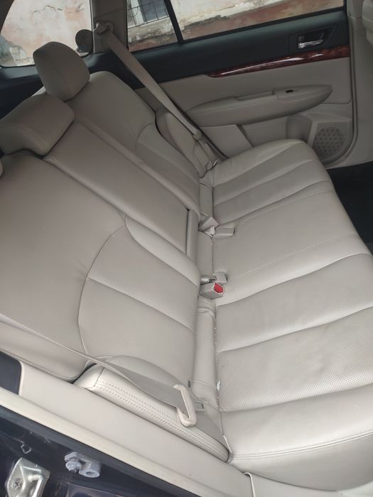 Субару аутбэк 2012