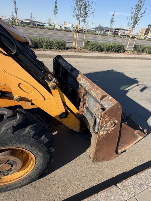 JCB на ходу торг при осмотре