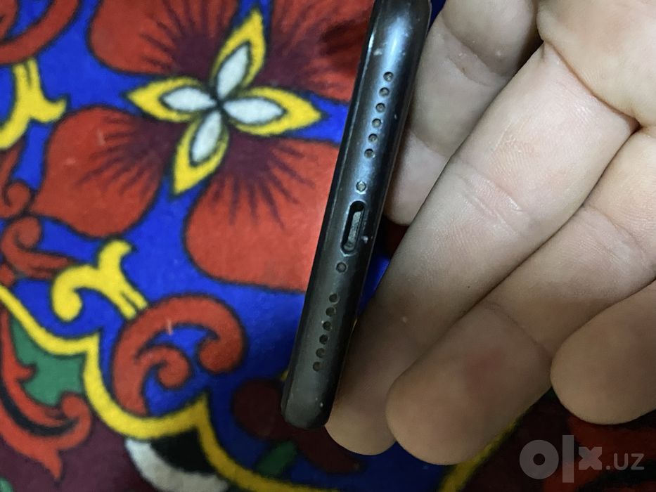 Iphone 11 tu/a  ..