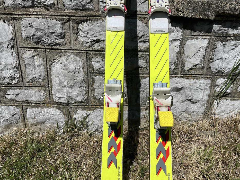 Schiuri de schi Völkl Renntiger Retro 185 cm