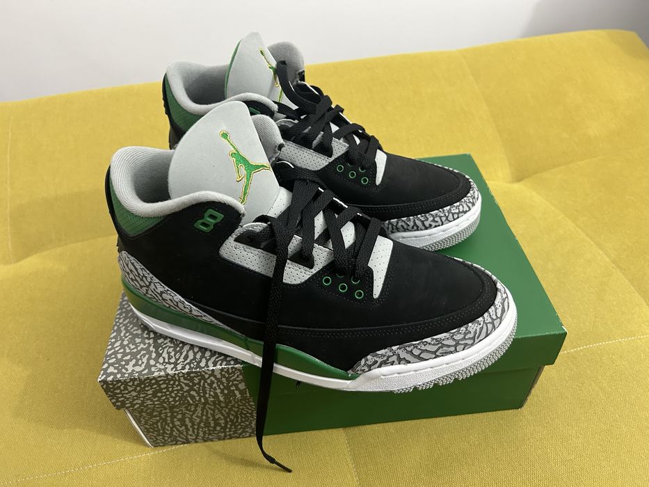 Vand adidasi AIR JORDAN 3 Retro, originali, noi la cutie