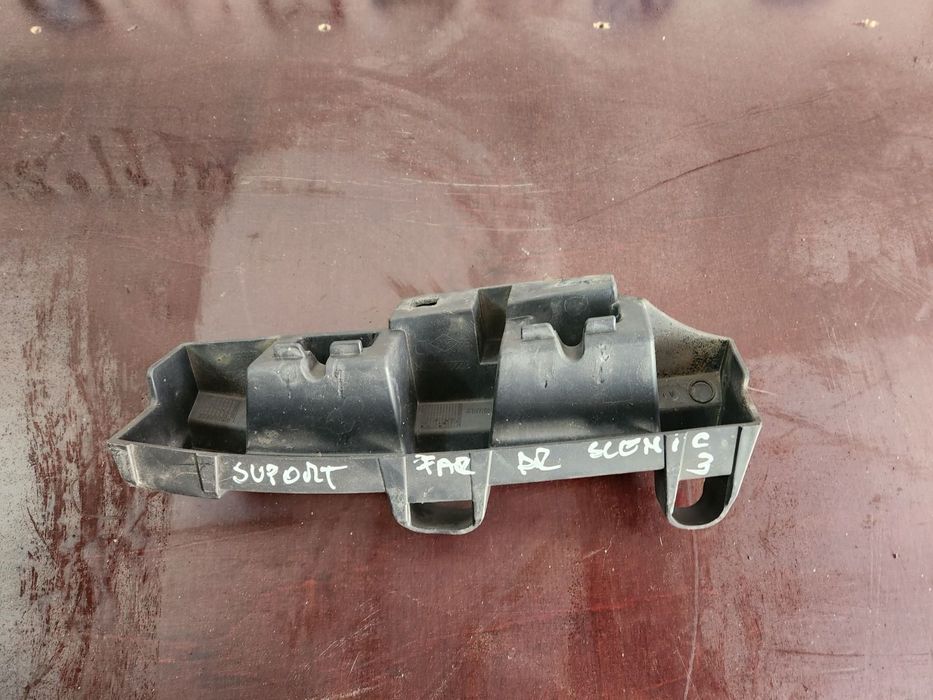 Suport Far Dreapta Renault Scenic 3 Grand Scenic 3 An 2008-2009-2010-2011-2012 Dezmembrez Renault G