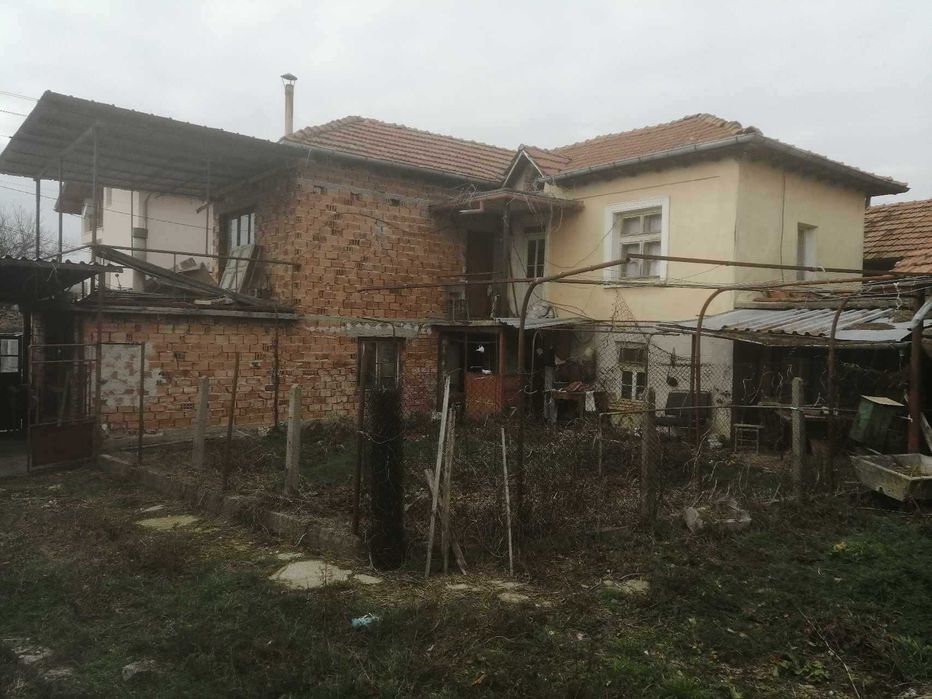 Продава се Къща в Враца, Център - 80 кв.м за 491 €/кв.м - Снимка #4