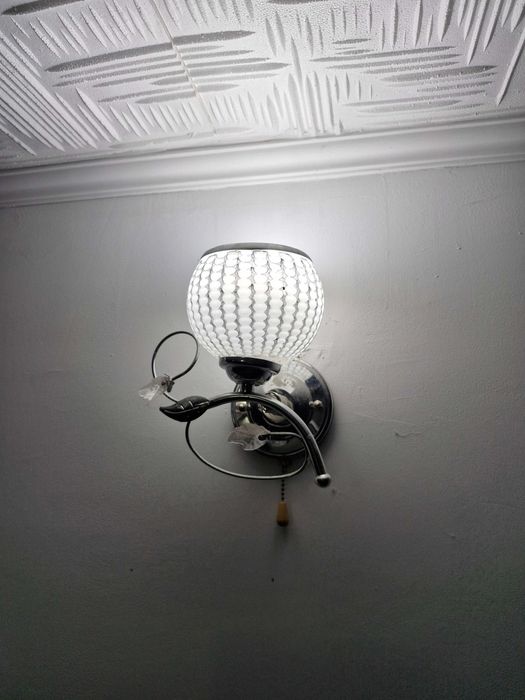 Стенни лампи 220v