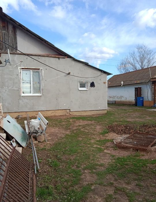 Продам дом в п. Бурлин