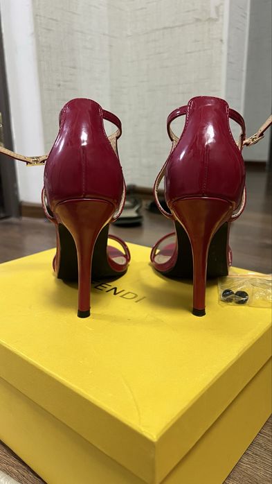 Продам туфли за 3000тг