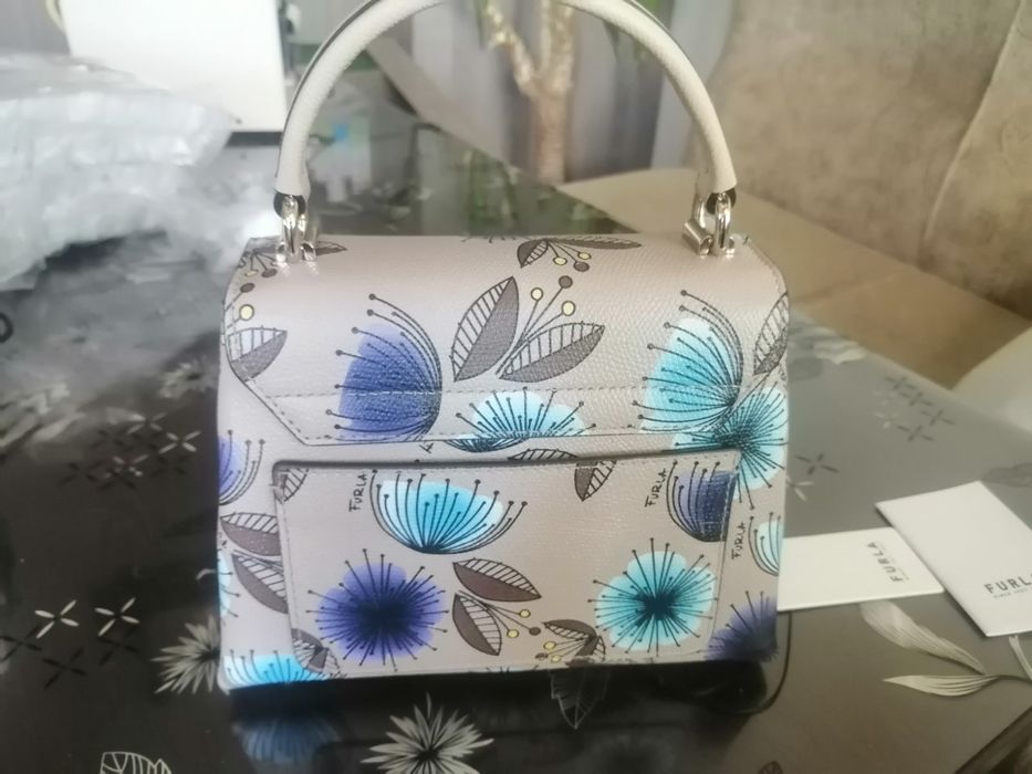 Оригинални чанти FURLA