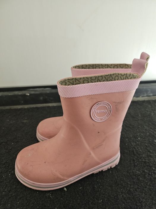 Продам резиновые сапожки Reima 24 размер девочка