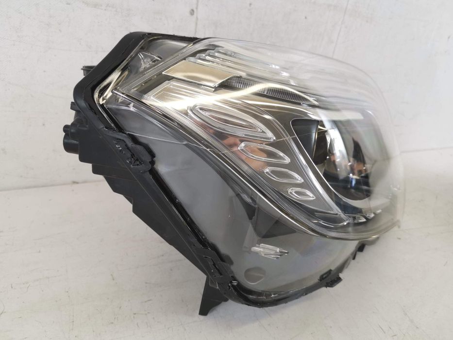 Фар Дясно Лед Интелигентна Светлинна Система Мерцедес-Бенц ГЛК-Клас /