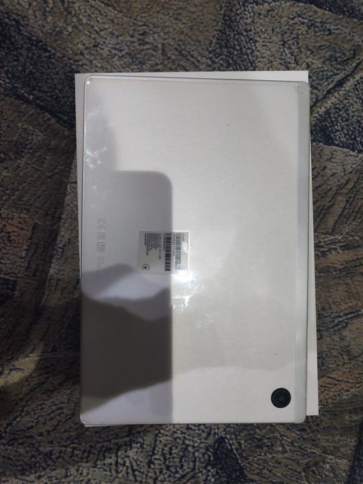 планшет  samsung tab A 8