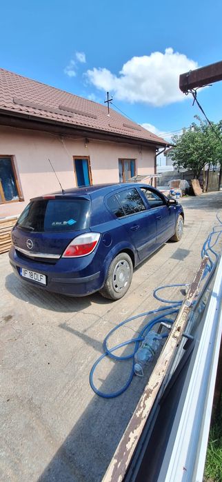 Autoturism Opel Astra H