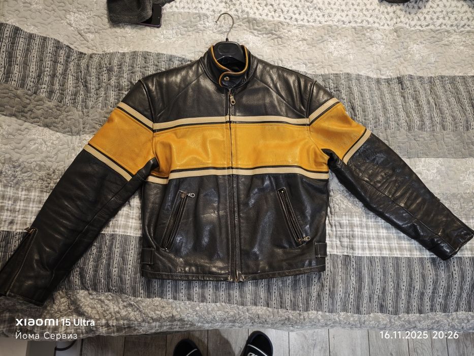 Продавам кожено  Top Gear