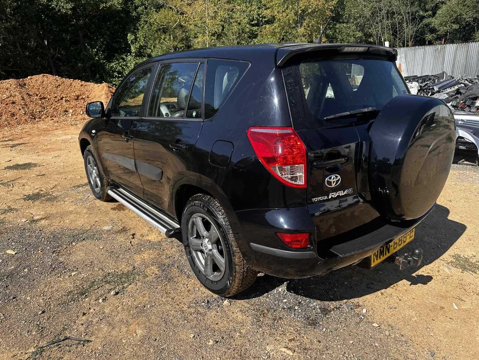 На части: Toyota RAV4 2.2 D4D 136 к с  2007