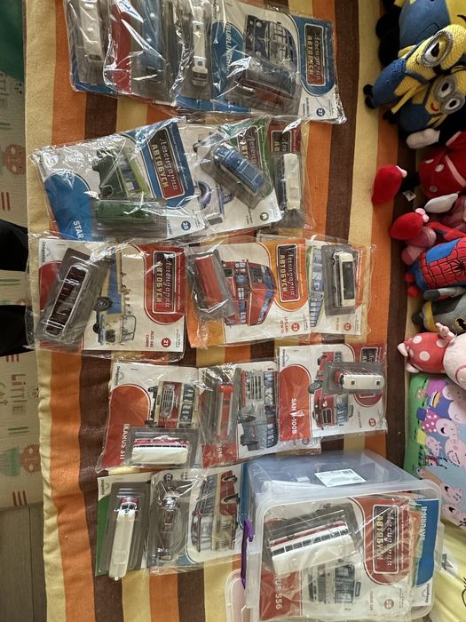 Легендарните автобуси Deagostini от 1 до 35