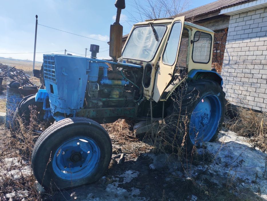 Трактор юмз , продаеться срочно ,