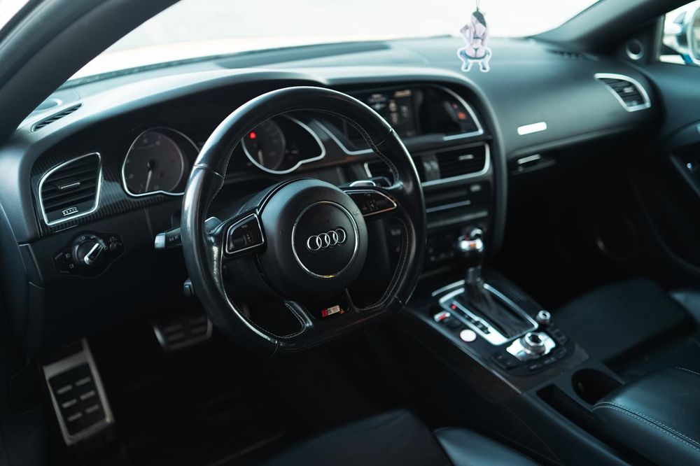 Audi S5 3.0 V6 Supercharger 333 cai