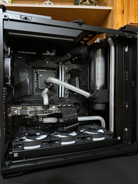 Комьюьер на кастом СЖО со скальпированным CPU i9/DDR5 32GB 7000/3080Ti