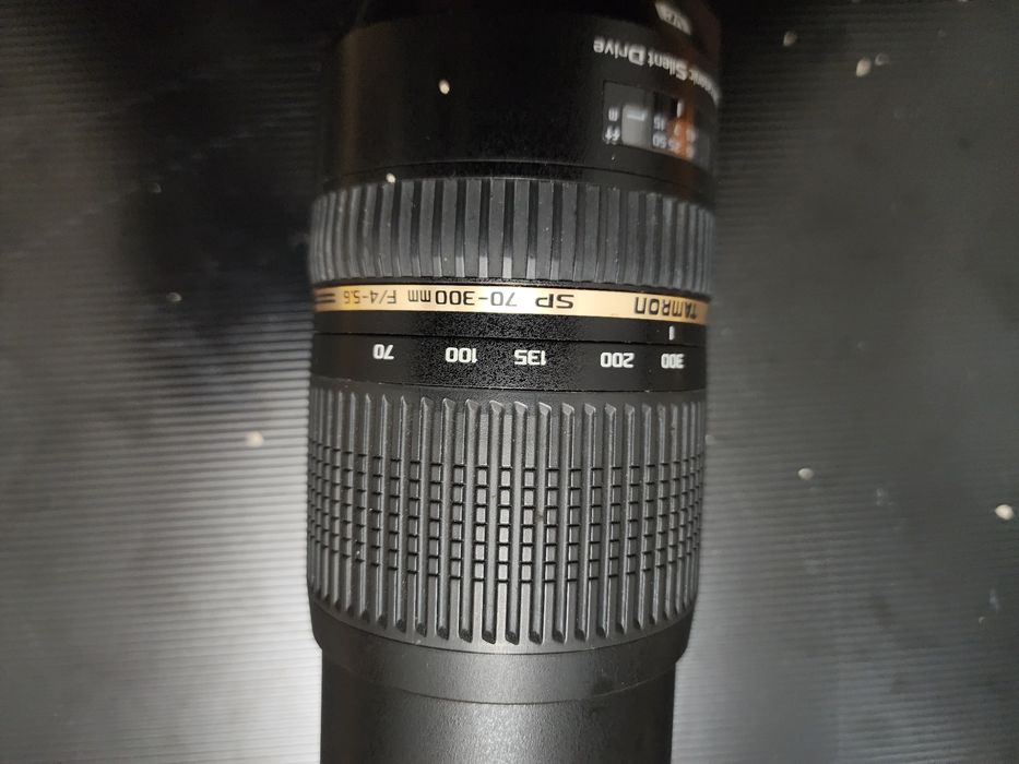 Объектив Tamron 70-30