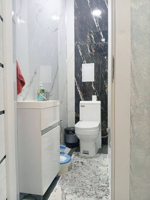 Просторная 3-комнатная квартира с новым ремонтом в ЖК Азия Хаус