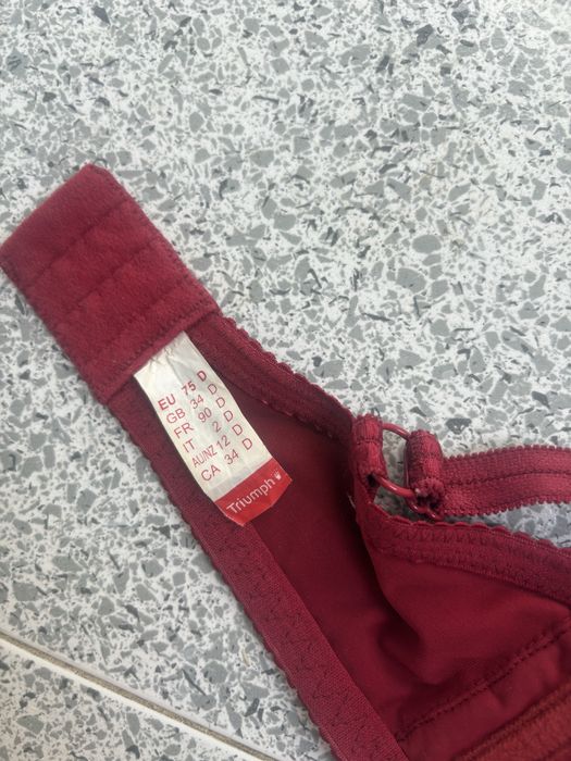 Сутиен триумф червен