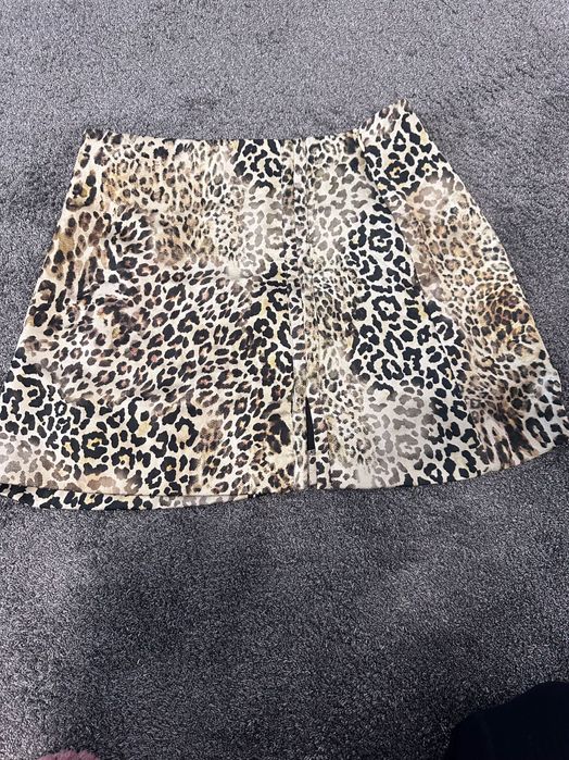 ZARA тигрова пола