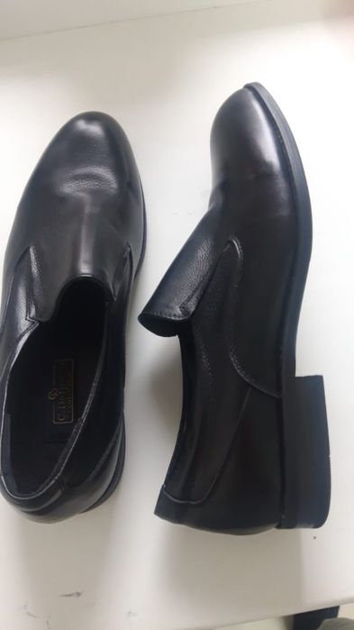 Продам мужские туфли